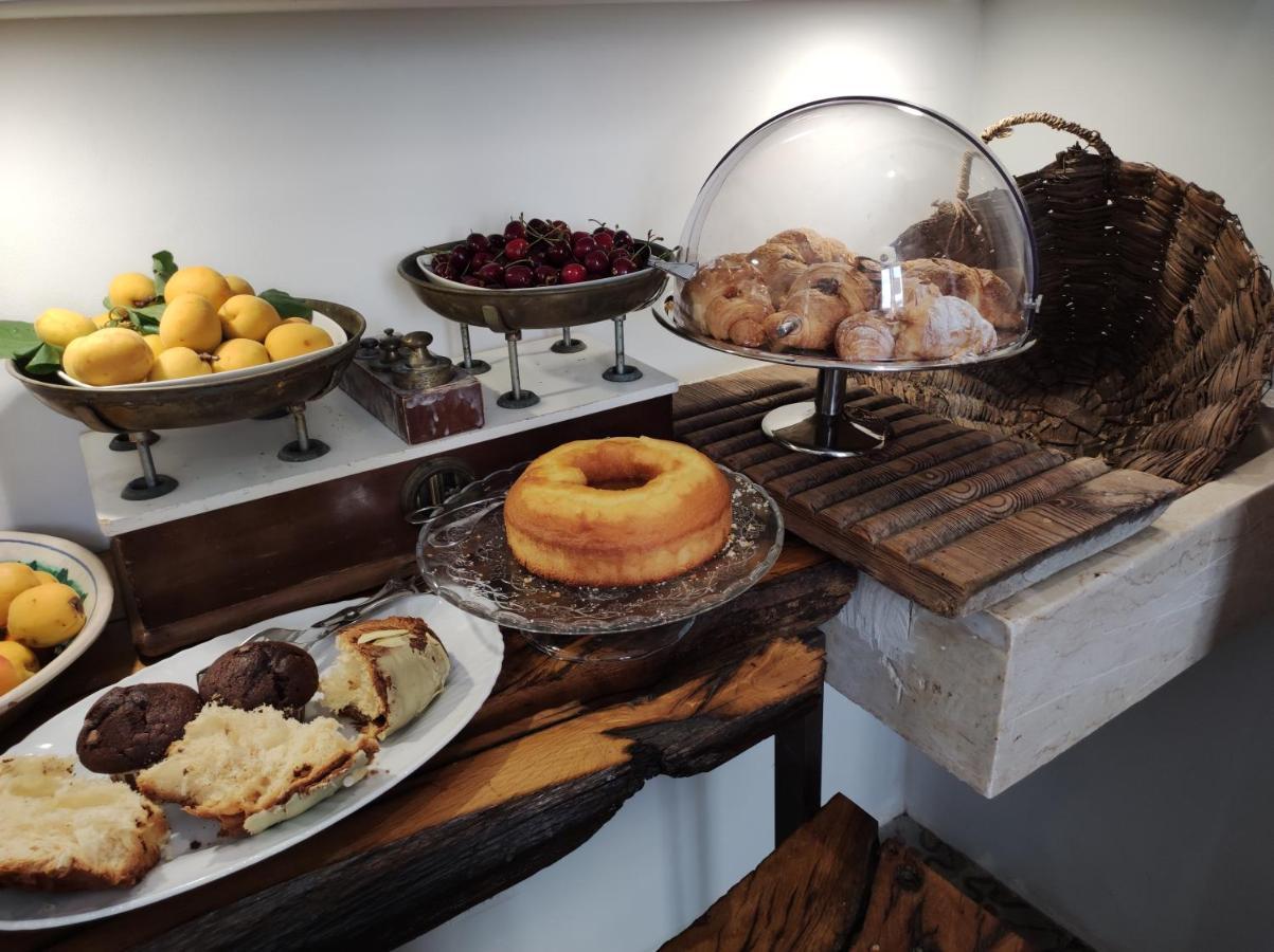 Boutique Rooms And Breakfast Granveliero Trapani Bagian luar foto