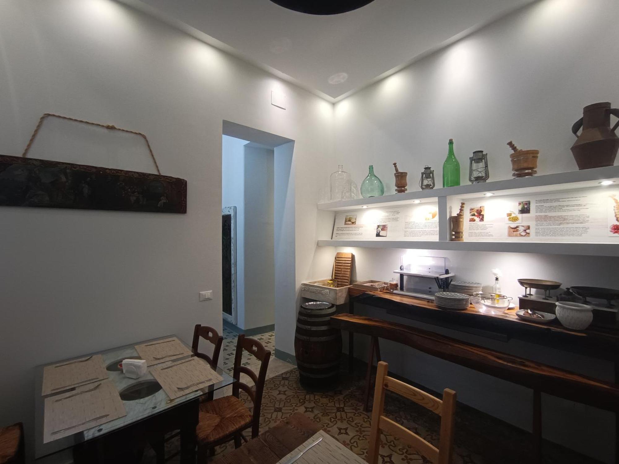 Boutique Rooms And Breakfast Granveliero Trapani Bagian luar foto