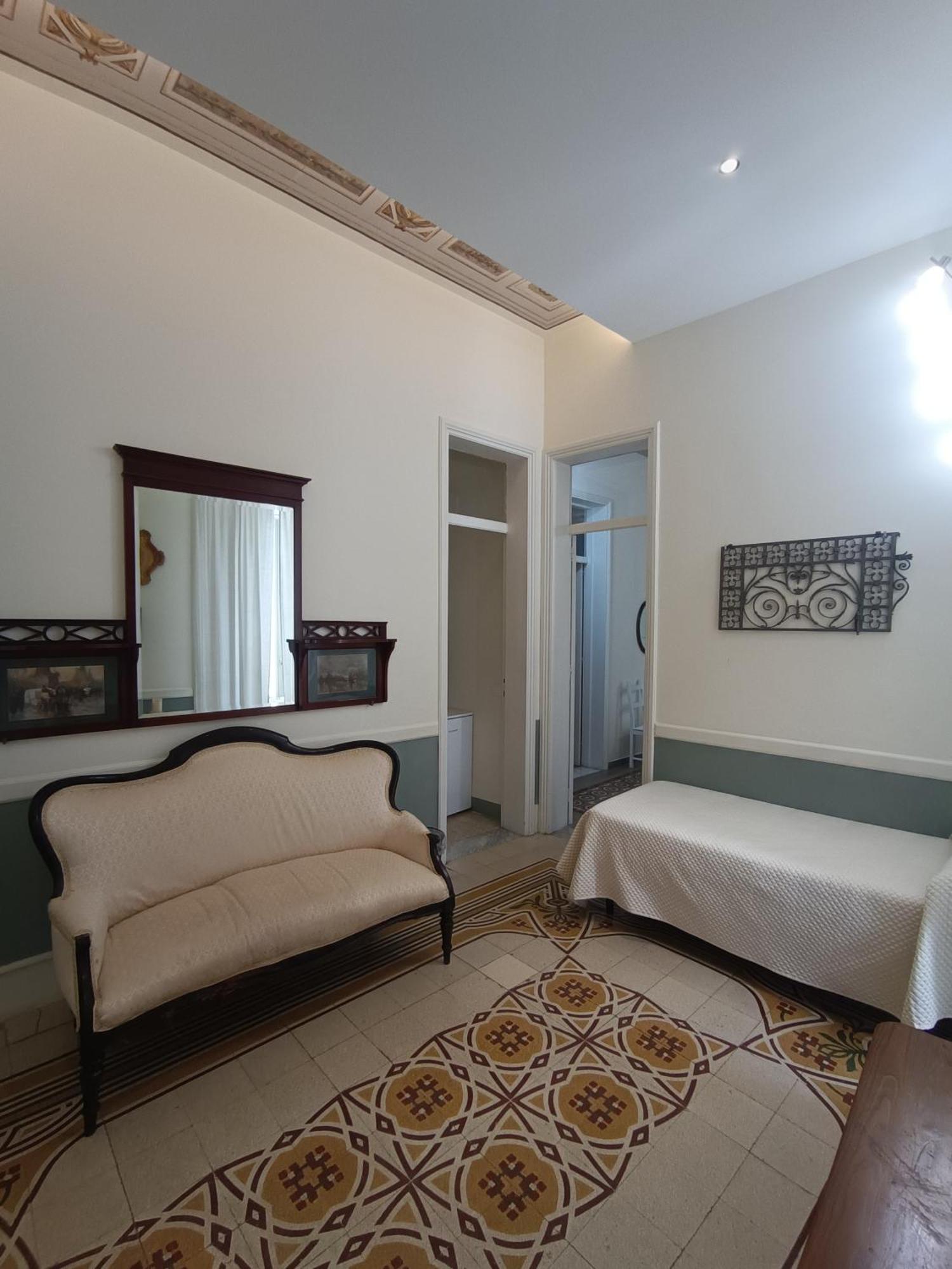Boutique Rooms And Breakfast Granveliero Trapani Bagian luar foto